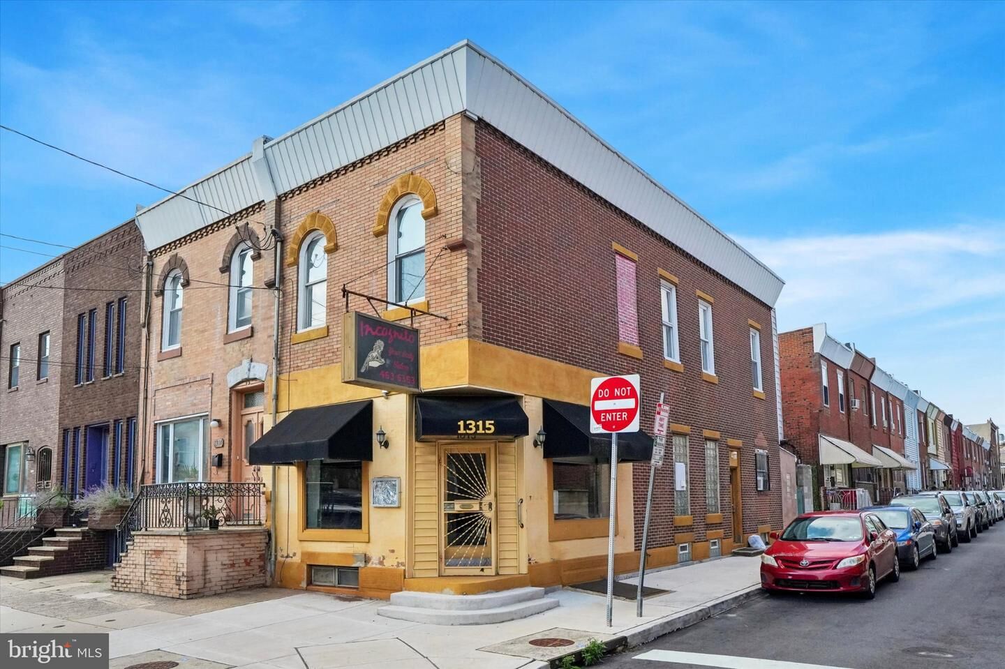 Property Photo: 1315 W Porter Street PA 19148