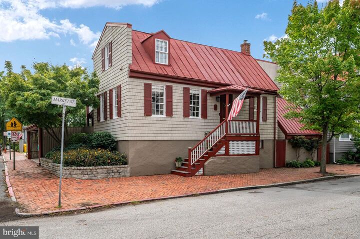 Property Photo:  100 Market Street  MD 21401 