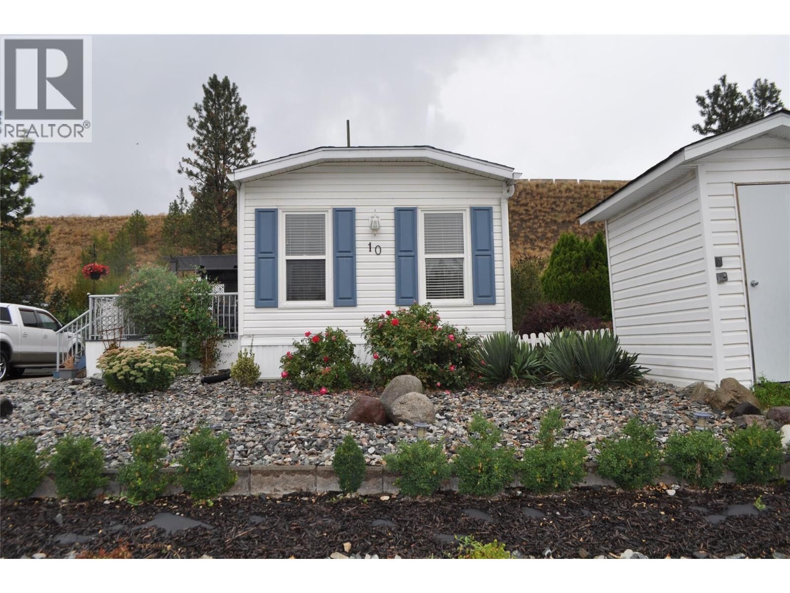 Property Photo: 610 Katherine Road 10 BC V1Z 3G2