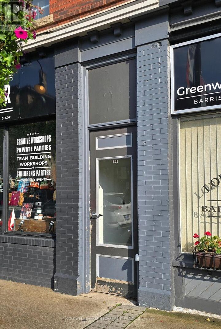 Property Photo:  154 Main Street East B  ON L9T 1N6 