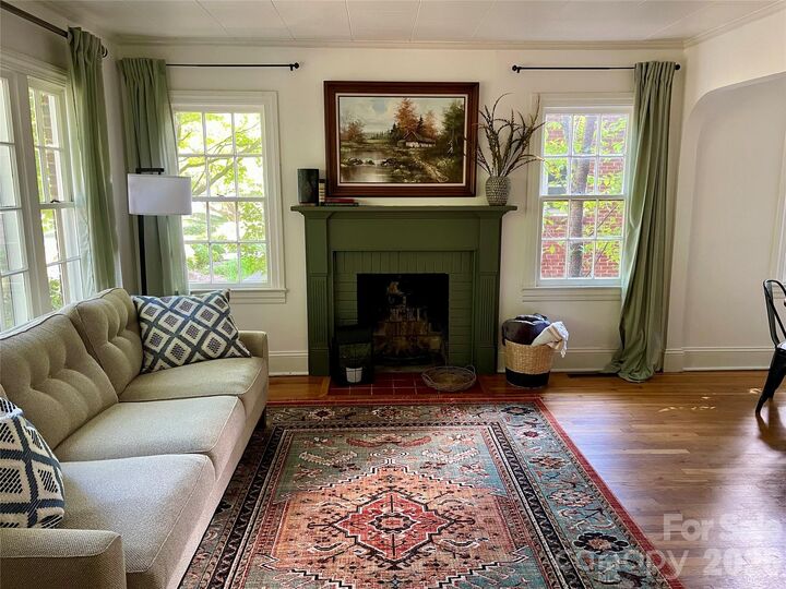 Property Photo:  652 Davie Avenue  NC 28677 