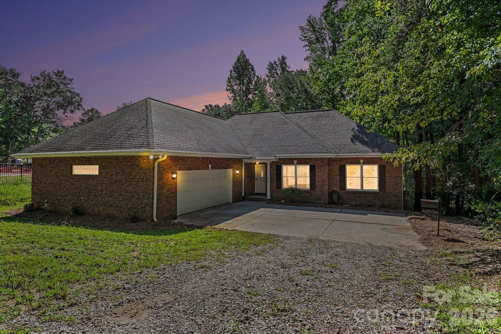 Property Photo: 8271 Long Island Road NC 28609