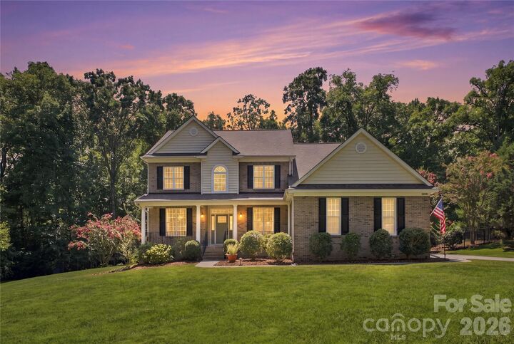 Property Photo: 11019 King George Lane NC 28173