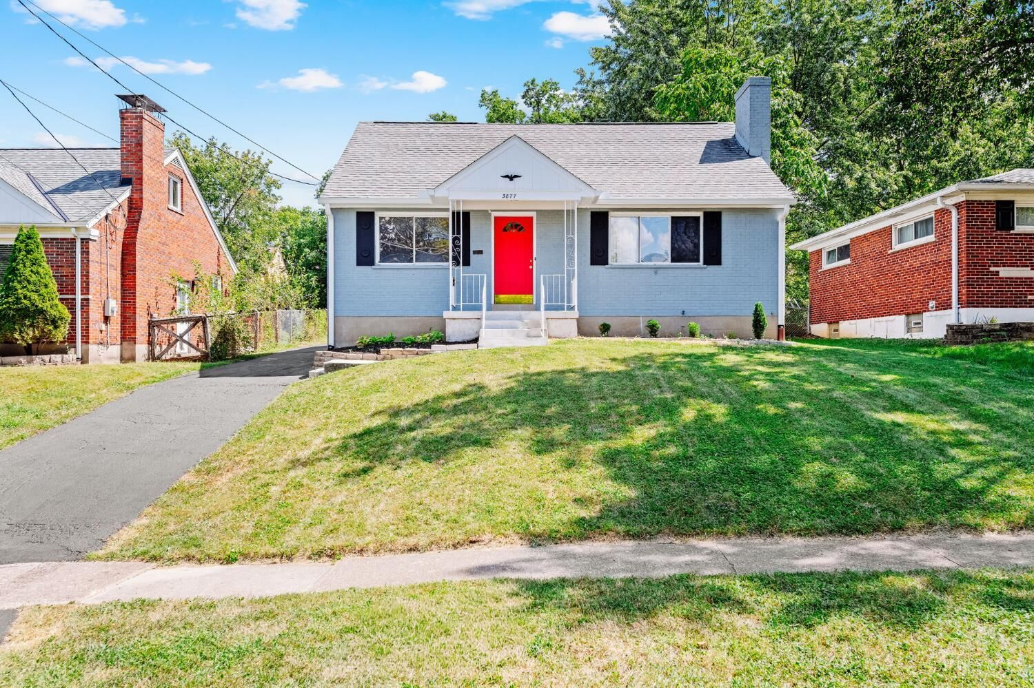 Property Photo: 3877 Mantell Avenue OH 45236