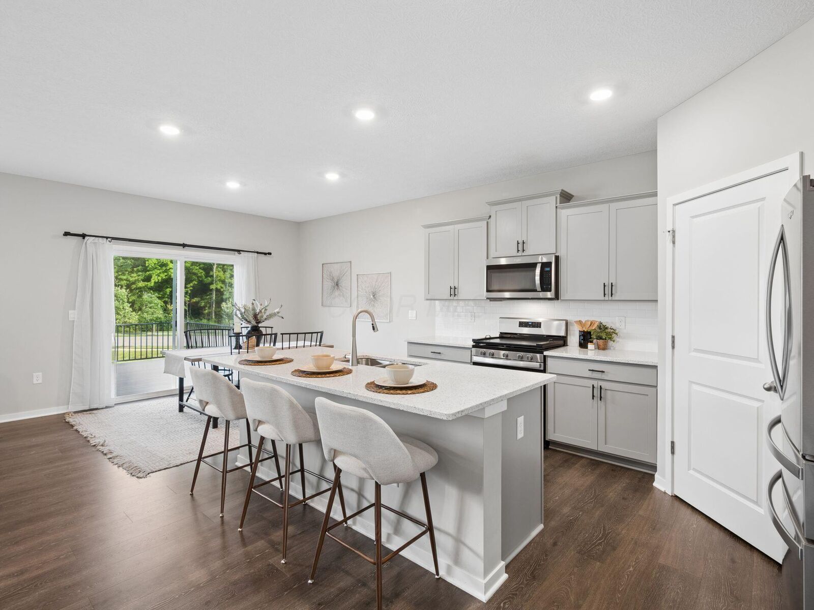 Property Photo:  226 Springer Woods Boulevard  OH 43015 