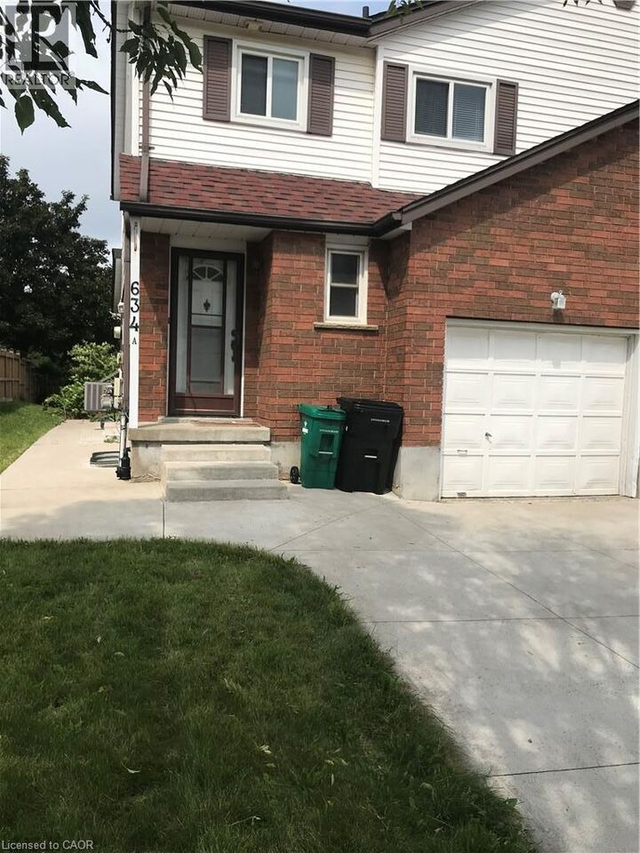 Property Photo:  634 Northeast Pinerow Crescent  ON N2T 2K8 