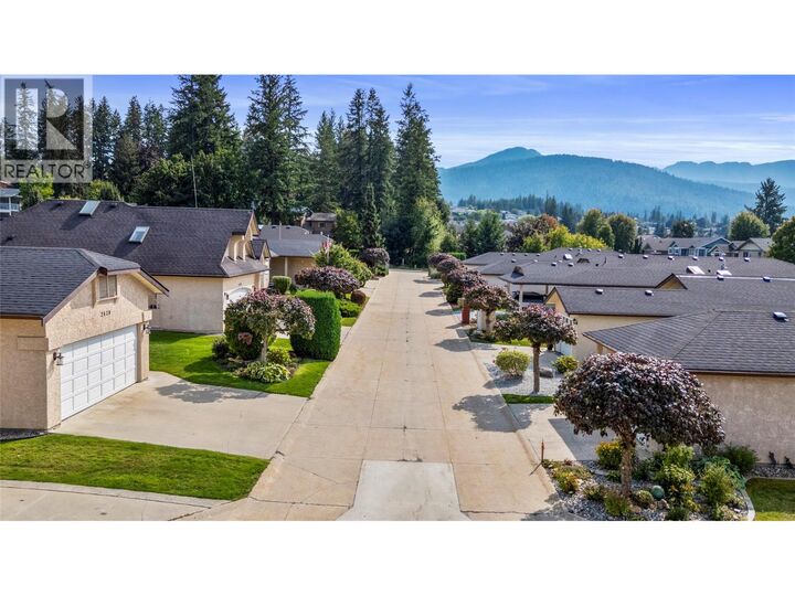 Property Photo:  2415 5 Avenue Northeast  BC V1E 1Y9 