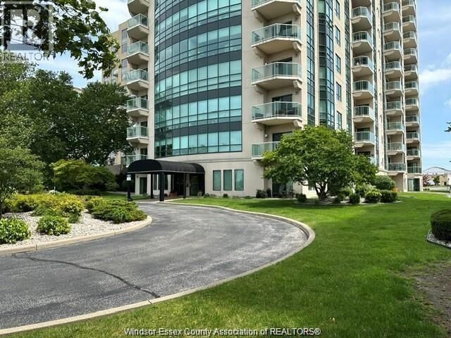 Property Photo:  4789 Riverside Drive East 1006  ON N8Y 5A2 