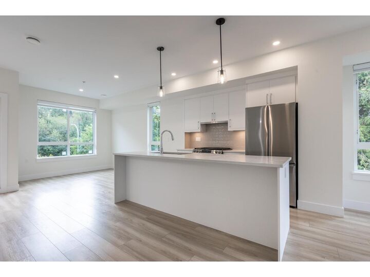 Property Photo:  20559 86 Avenue 6  BC V2Y 3V1 
