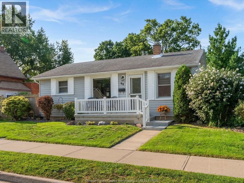 Property Photo:  99 Pearl Street West  ON N9Y 1V5 