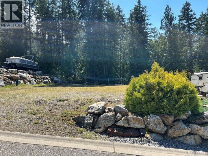 Property Photo:  8253 97A Highway  BC V0E 2K0 