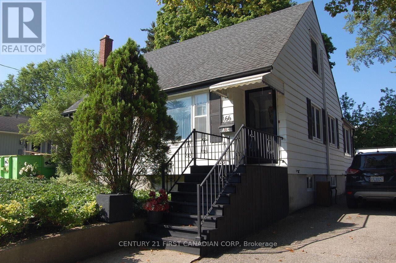 Property Photo: 166 Foster Avenue ON N6H 2L1