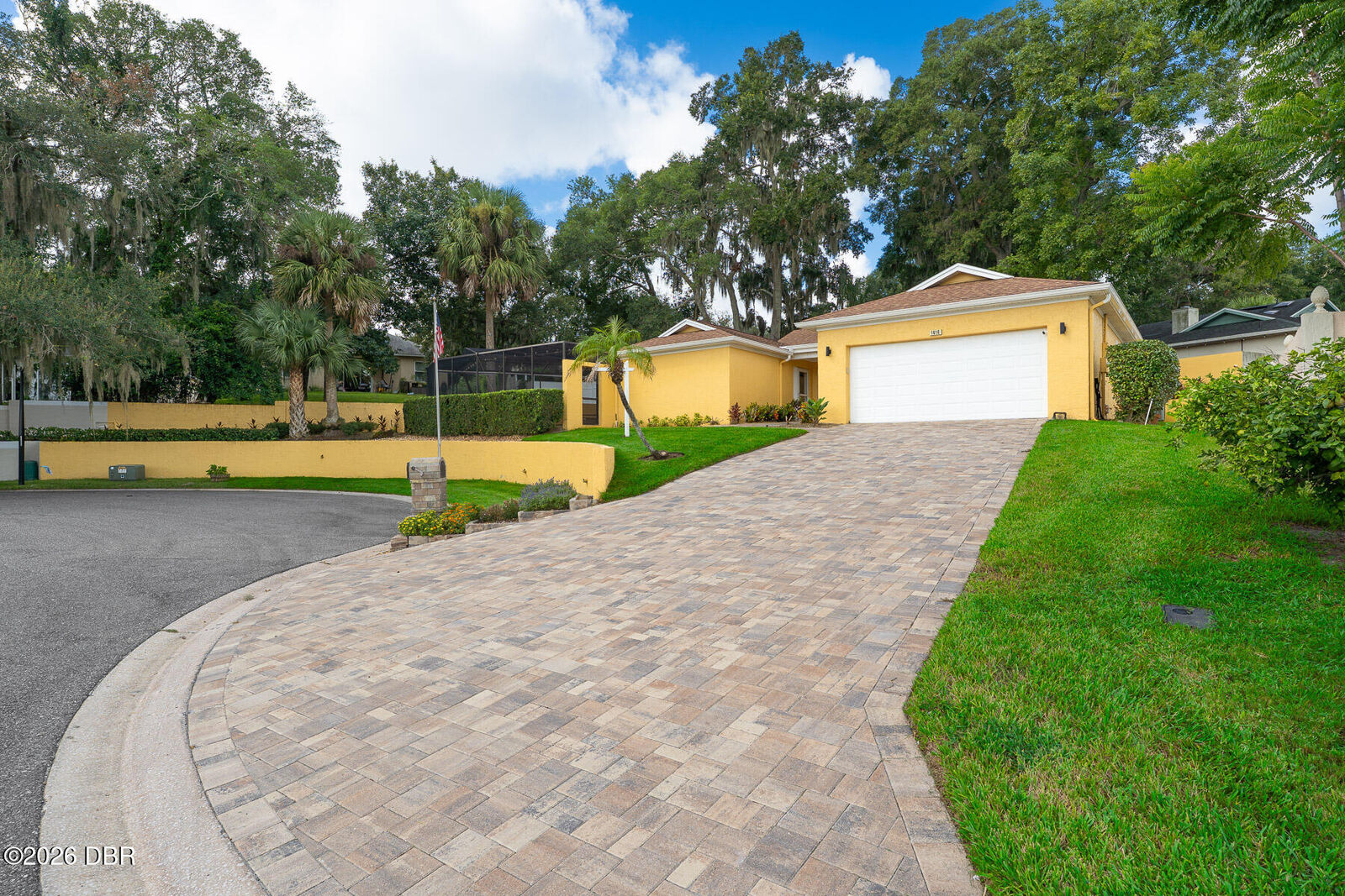 Property Photo:  1416 Lake Marion Drive  FL 32712 