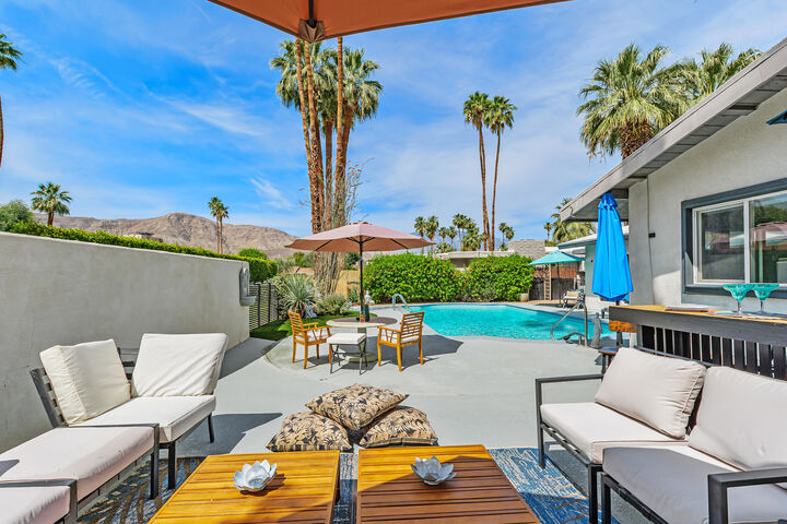 Property Photo:  71305 Kempton Avenue  CA 92270 
