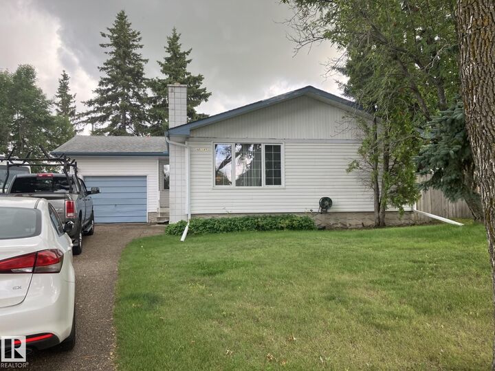 Property Photo:  48 Ivy Crescent  AB T8A 1W4 
