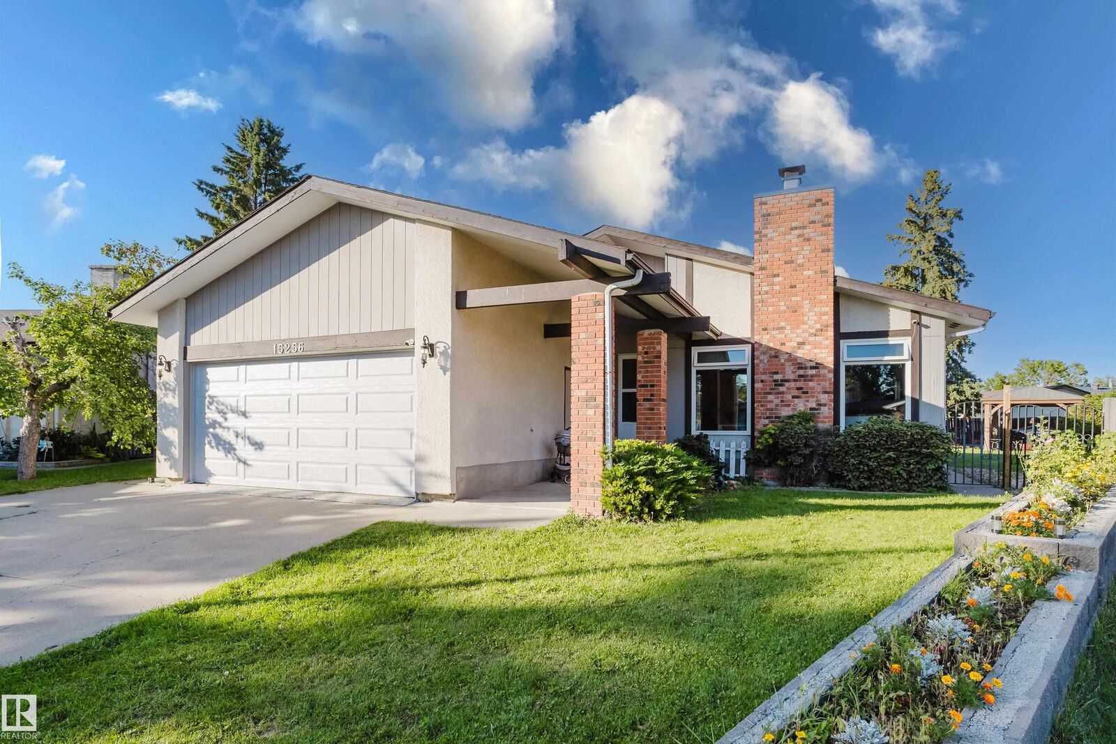 Property Photo:  15256 122 Street NW  AB T5X 1P5 