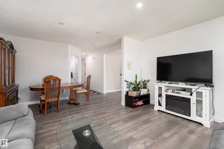 Property Photo:  13435 101 Street NW  AB T5E 4G5 