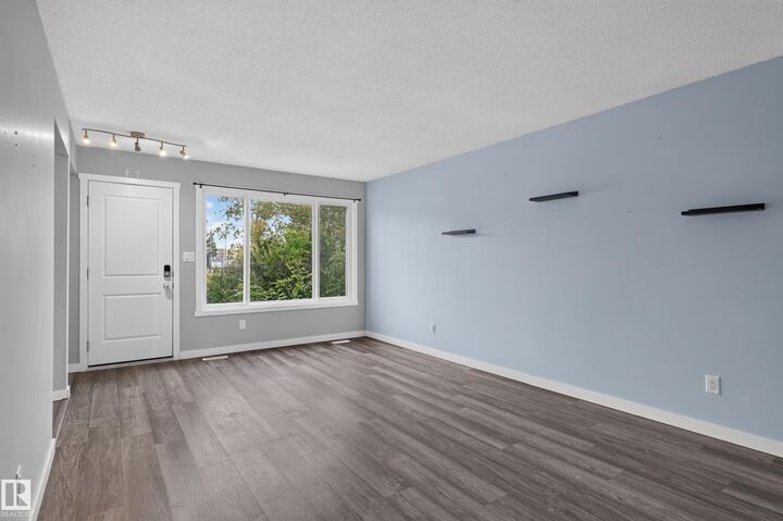 Property Photo:  4306 44 Avenue  AB T7Z 1J3 