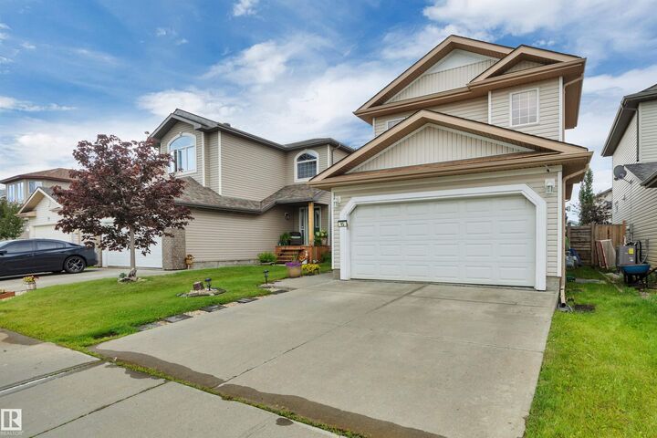 Property Photo:  15 Douglas Crescent  AB T9E 8P3 