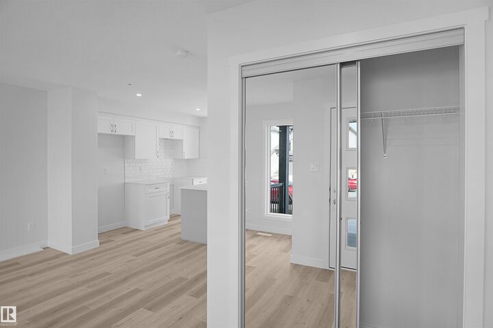 Property Photo:  7395 Keeler Crescent SW  AB T6W 4J9 