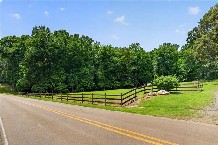 Property Photo: 513 Worley Road GA 30114