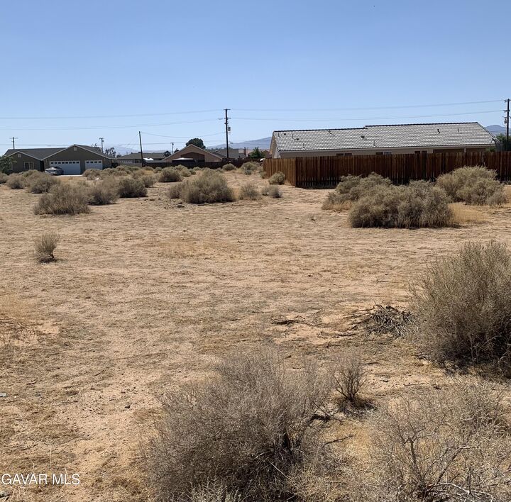 Property Photo:  91st Street  CA 93505 