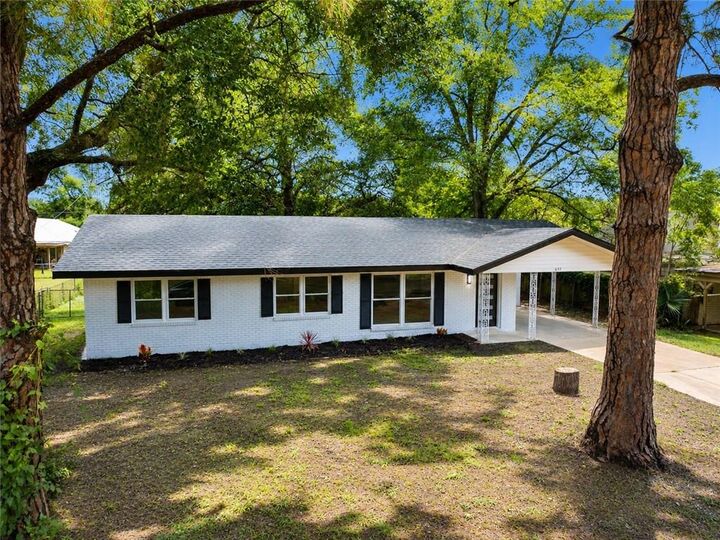 Property Photo: 627 Highpoint Drive LA 71301