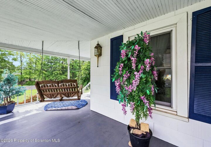 Property Photo:  1027 Pennsylvania Rt 390  PA 18326 