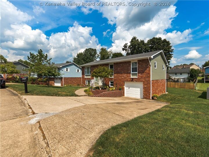 Property Photo:  5307 Pamela Circle  WV 25313 