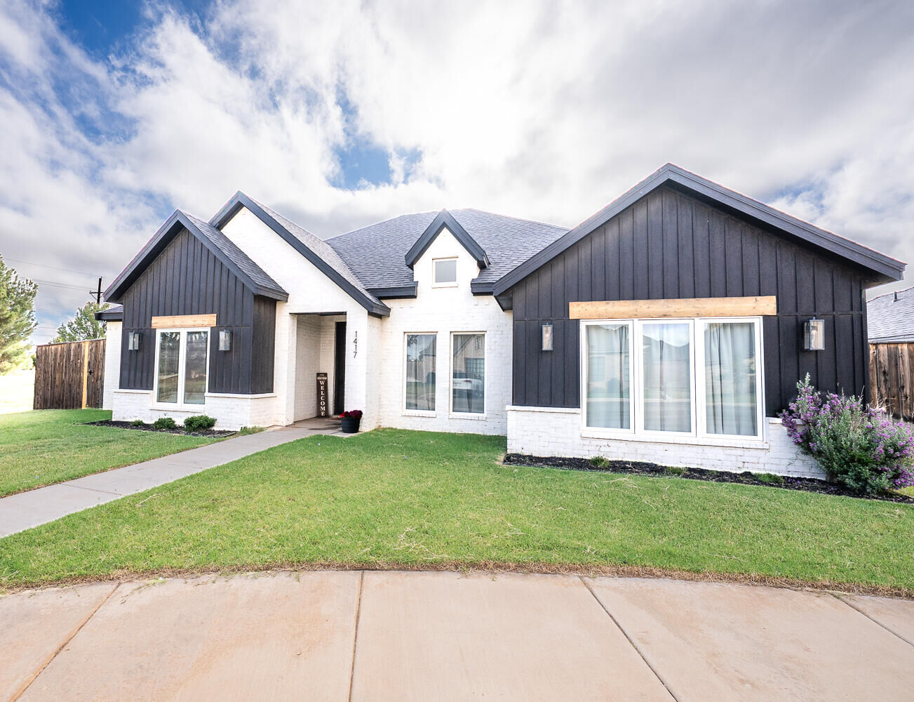 Property Photo:  1417 Knight Avenue  TX 79382 