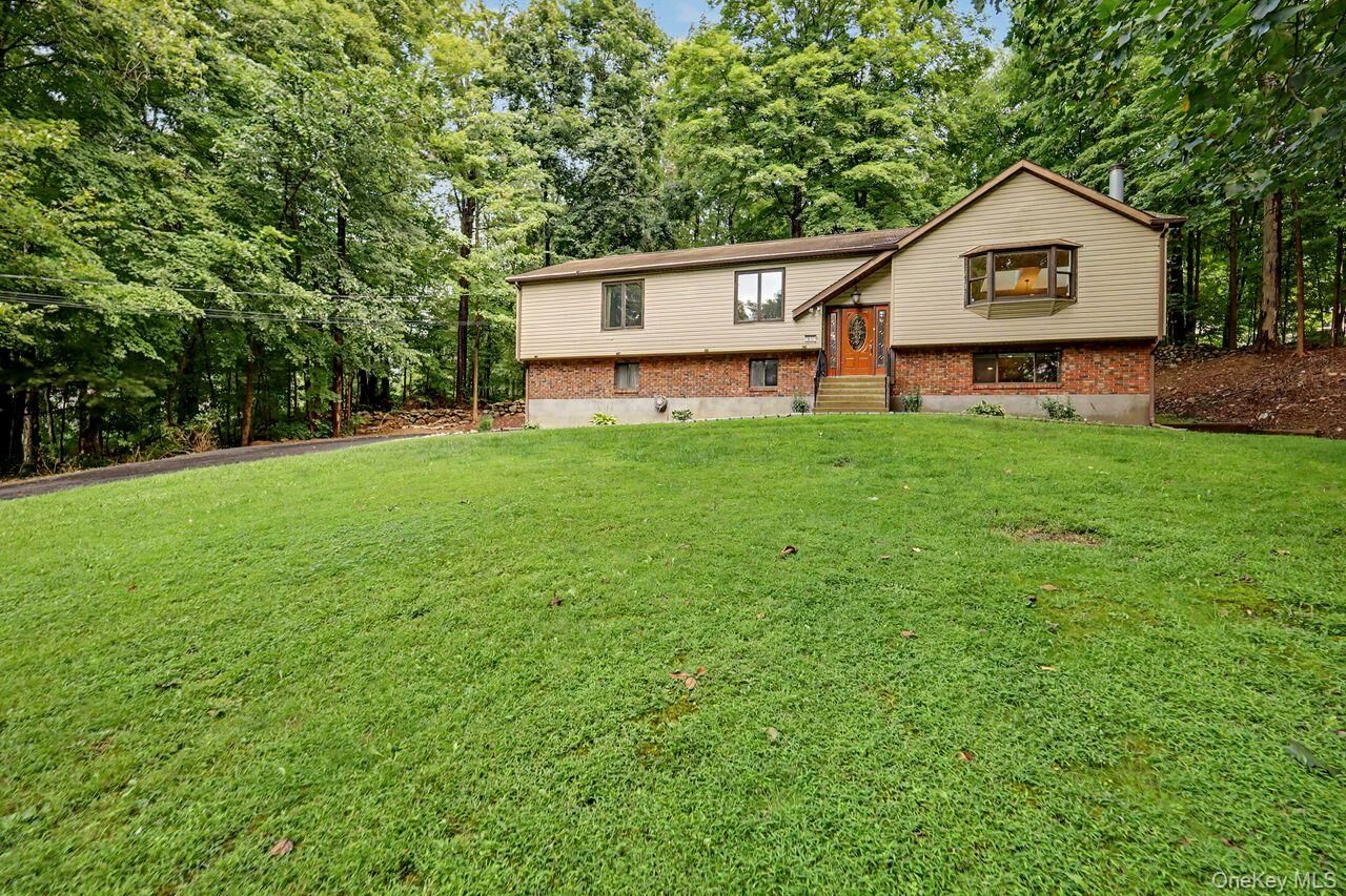 Property Photo:  5 Trolley Road  NY 10567 
