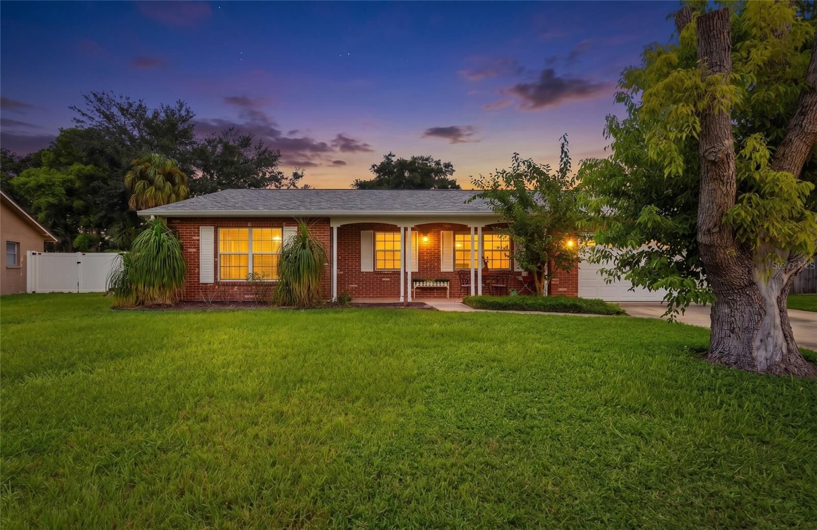 Property Photo:  8403 S Flintrock Court  FL 33615 