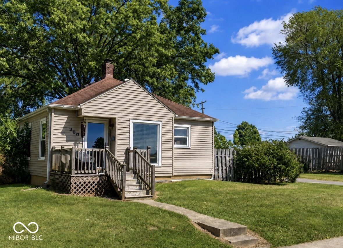 Property Photo: 300 Kessler Boulevard IN 47274