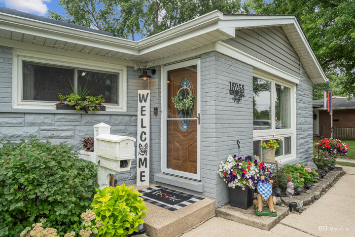 Property Photo:  15255 Millard Avenue  IL 60445 