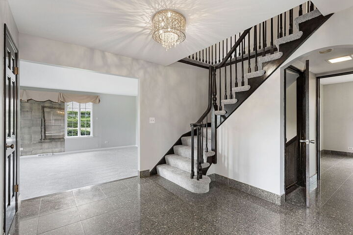 Property Photo:  12 Kingston Drive  IL 60523 