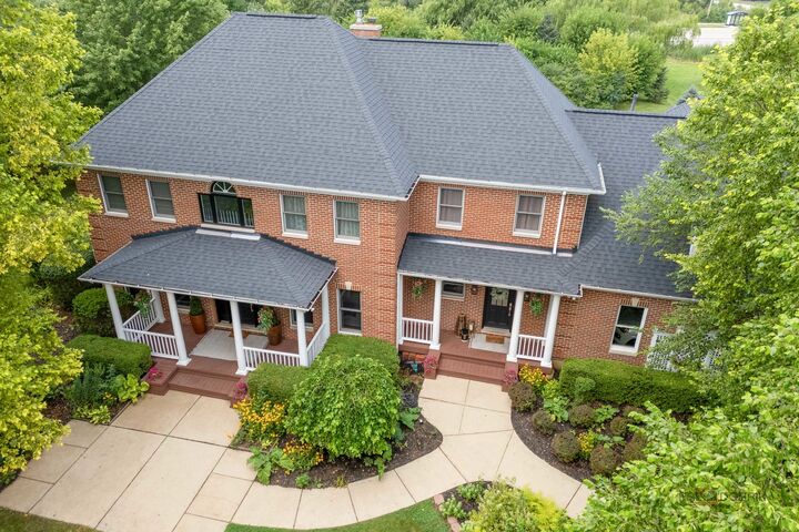 Property Photo:  6N004 Westwood Lane  IL 60175 