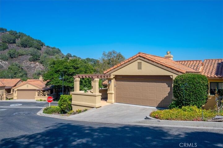Property Photo:  2225 Cranesbill  CA 93424 