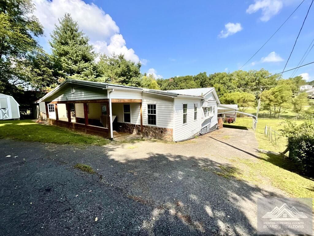 Property Photo: 260/266 Periwinkle Road WV 24740