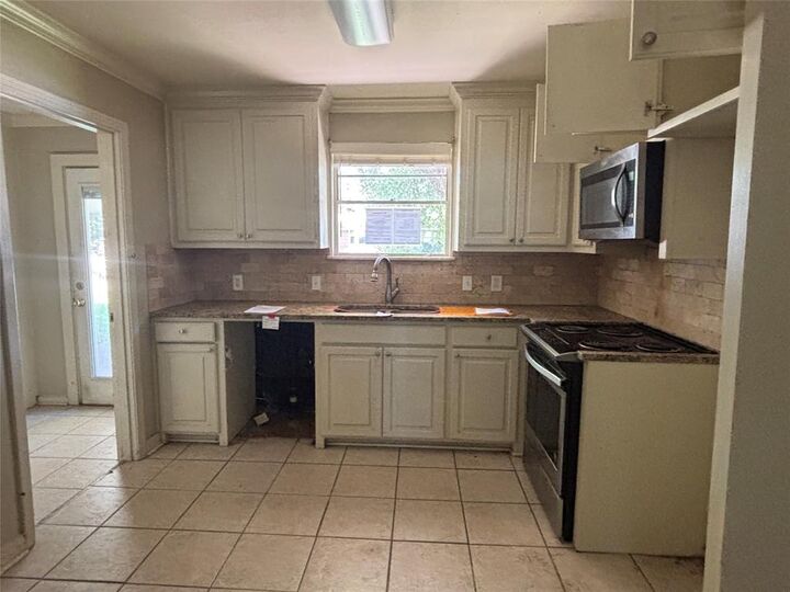Property Photo: 719 Kimbrough Street LA 71104