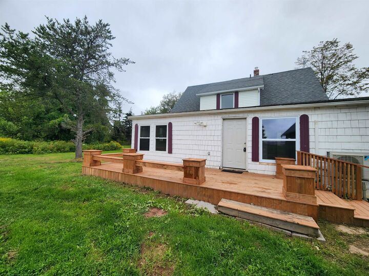 Property Photo:  4062 Fort Augustus Road  PE C1B 2Z4 