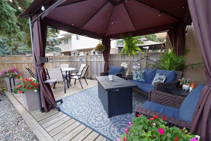 Property Photo:  1915 18 Avenue N 9  AB T1H 4V6 