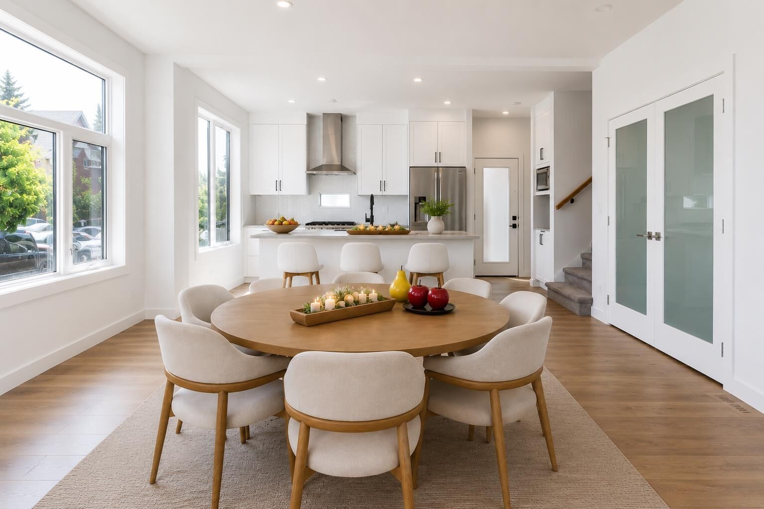 Property Photo:  73 7 Street NE  AB T2E 4B6 