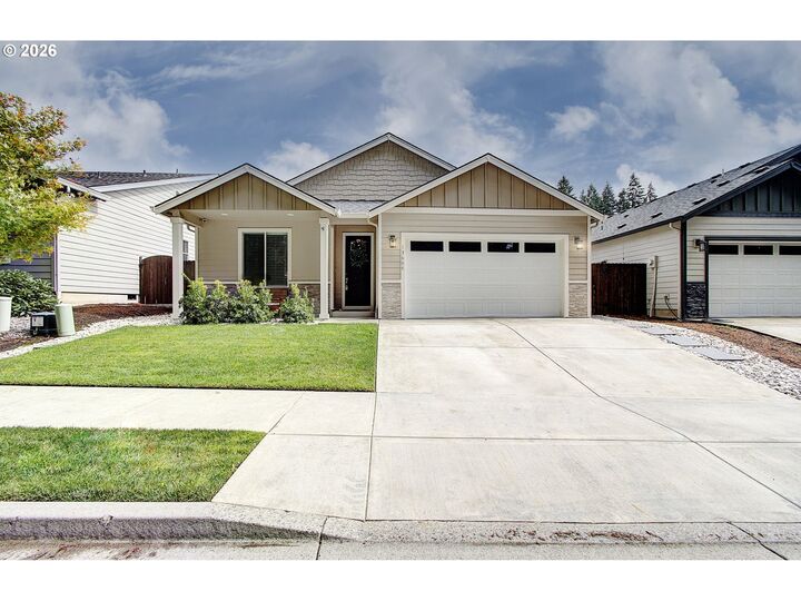 Property Photo: 13609 NE 61st Ave WA 98686