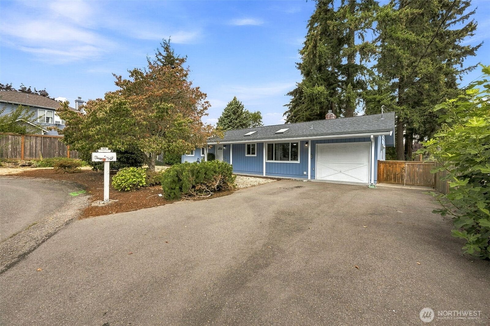 Property Photo: 612 S 195th Street WA 98148