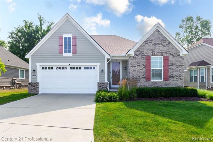 Property Photo:  17242 Garden Ridge Lane  MI 48168 