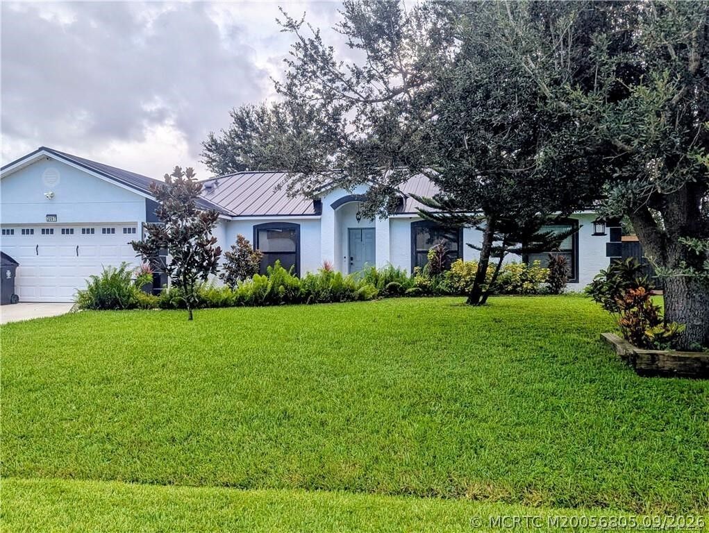 Property Photo:  2097 SW Savage Boulevard  FL 34953 