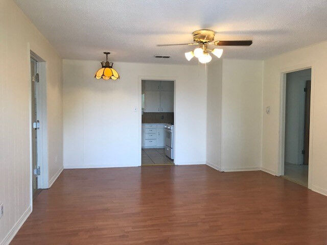 Property Photo: 2210 Juanita Avenue TX 76901