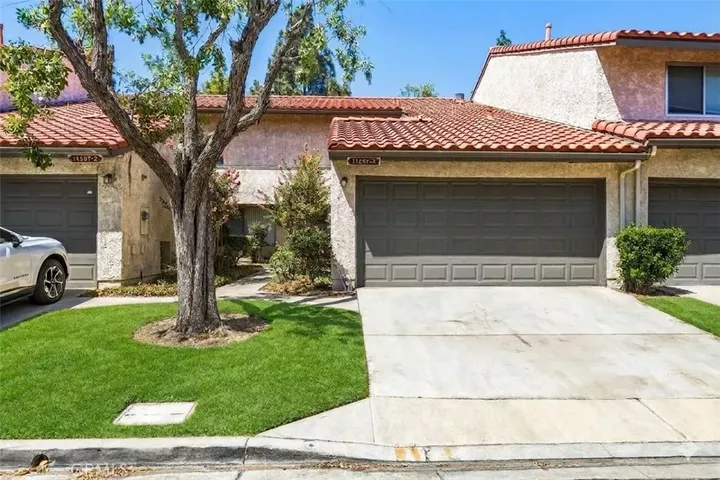 Property Photo:  11257 Key West Avenue 3  CA 91326 
