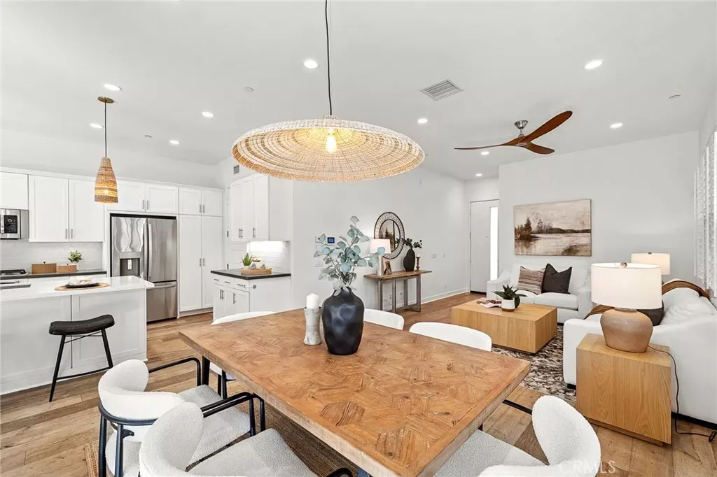 Property Photo:  2111 Breakaway  CA 92627 