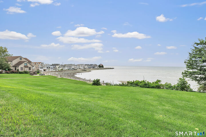 Property Photo: 181 Melba Street 125 CT 06460